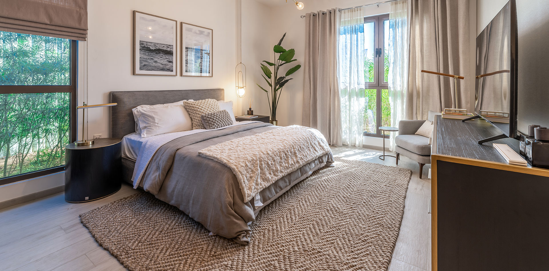 Luxury Bedroom at Lamtara Apartments